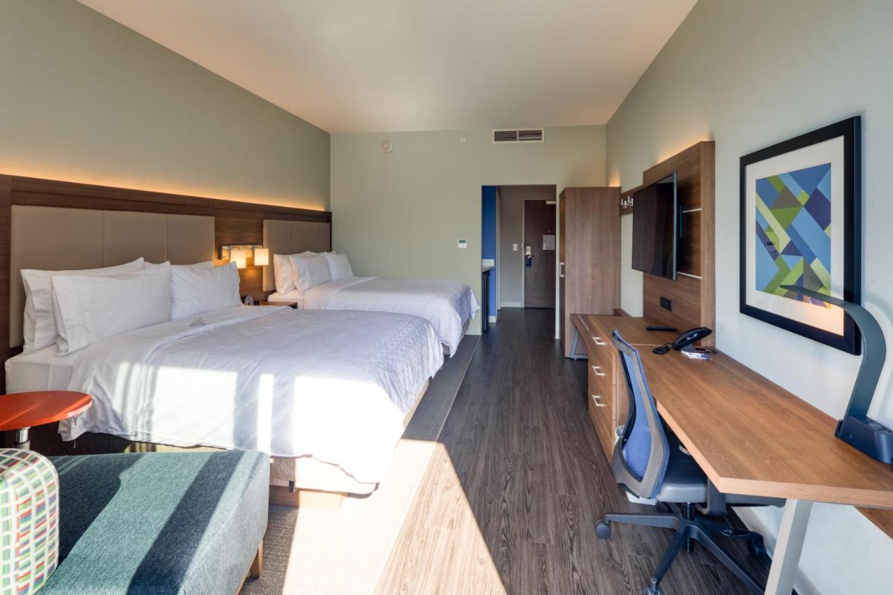 Holiday Inn Express & Suites - Charlotte - South End By Ihg Exteriör bild