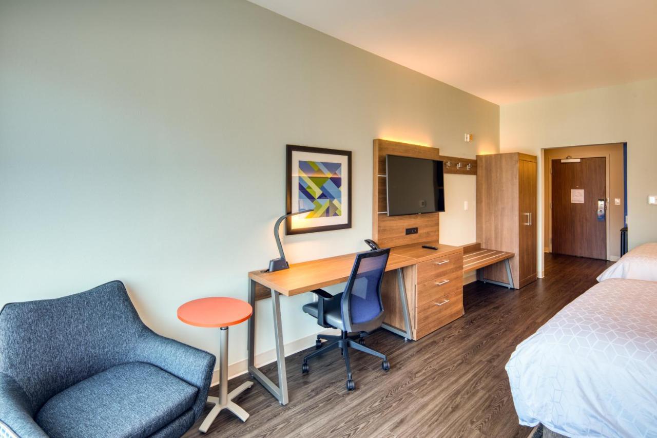 Holiday Inn Express & Suites - Charlotte - South End By Ihg Exteriör bild