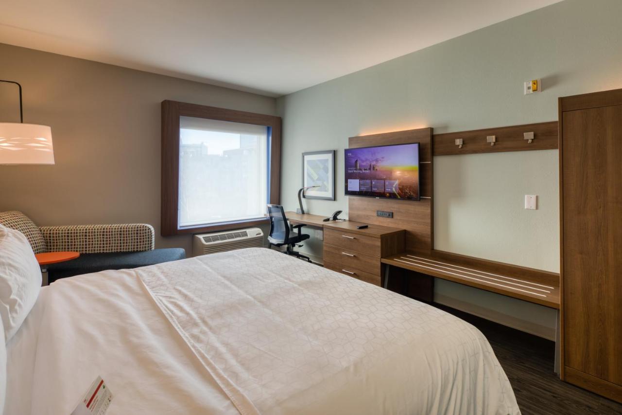 Holiday Inn Express & Suites - Charlotte - South End By Ihg Exteriör bild