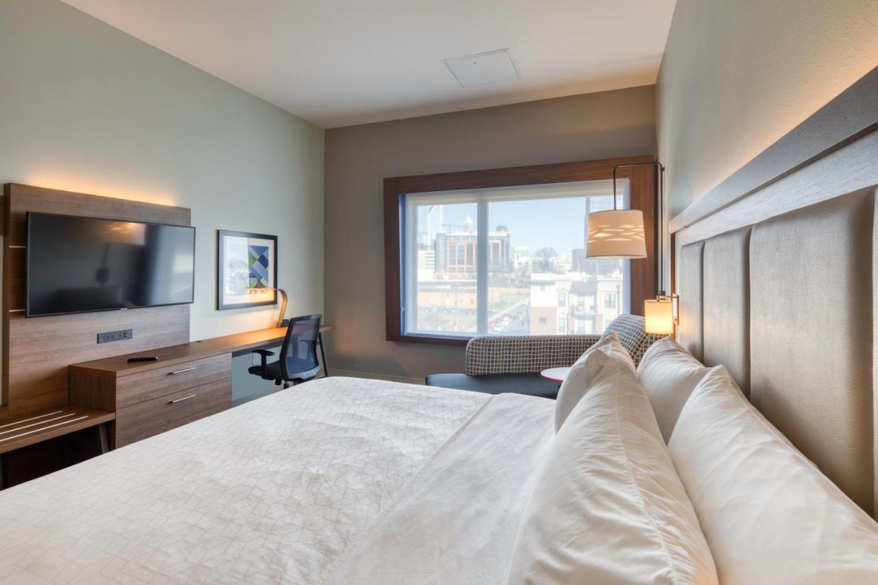 Holiday Inn Express & Suites - Charlotte - South End By Ihg Exteriör bild