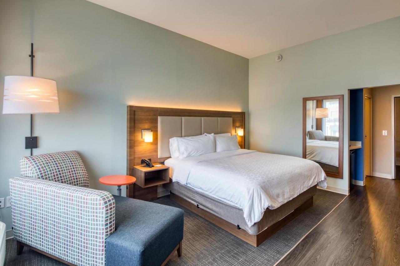 Holiday Inn Express & Suites - Charlotte - South End By Ihg Exteriör bild