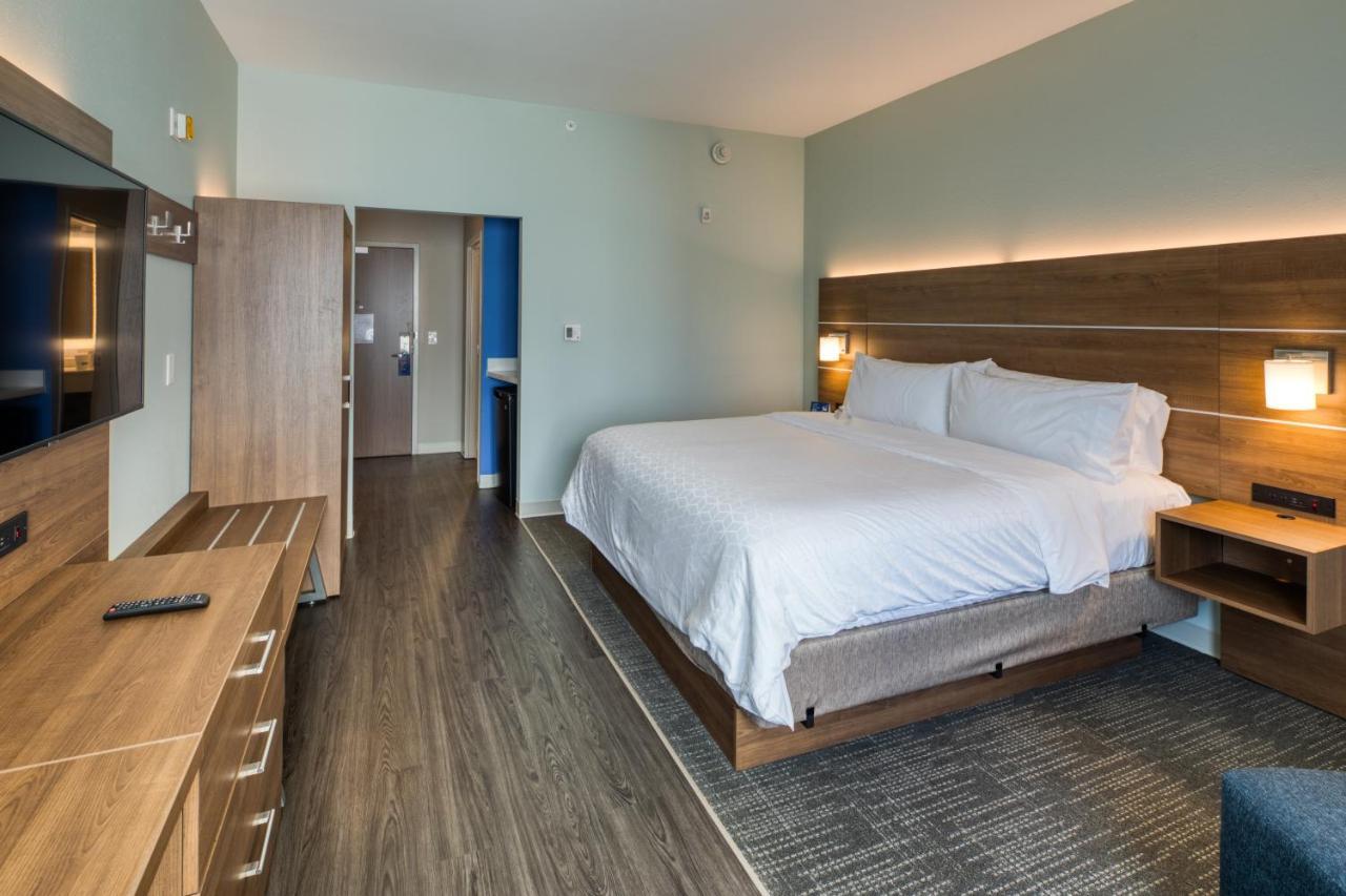Holiday Inn Express & Suites - Charlotte - South End By Ihg Exteriör bild