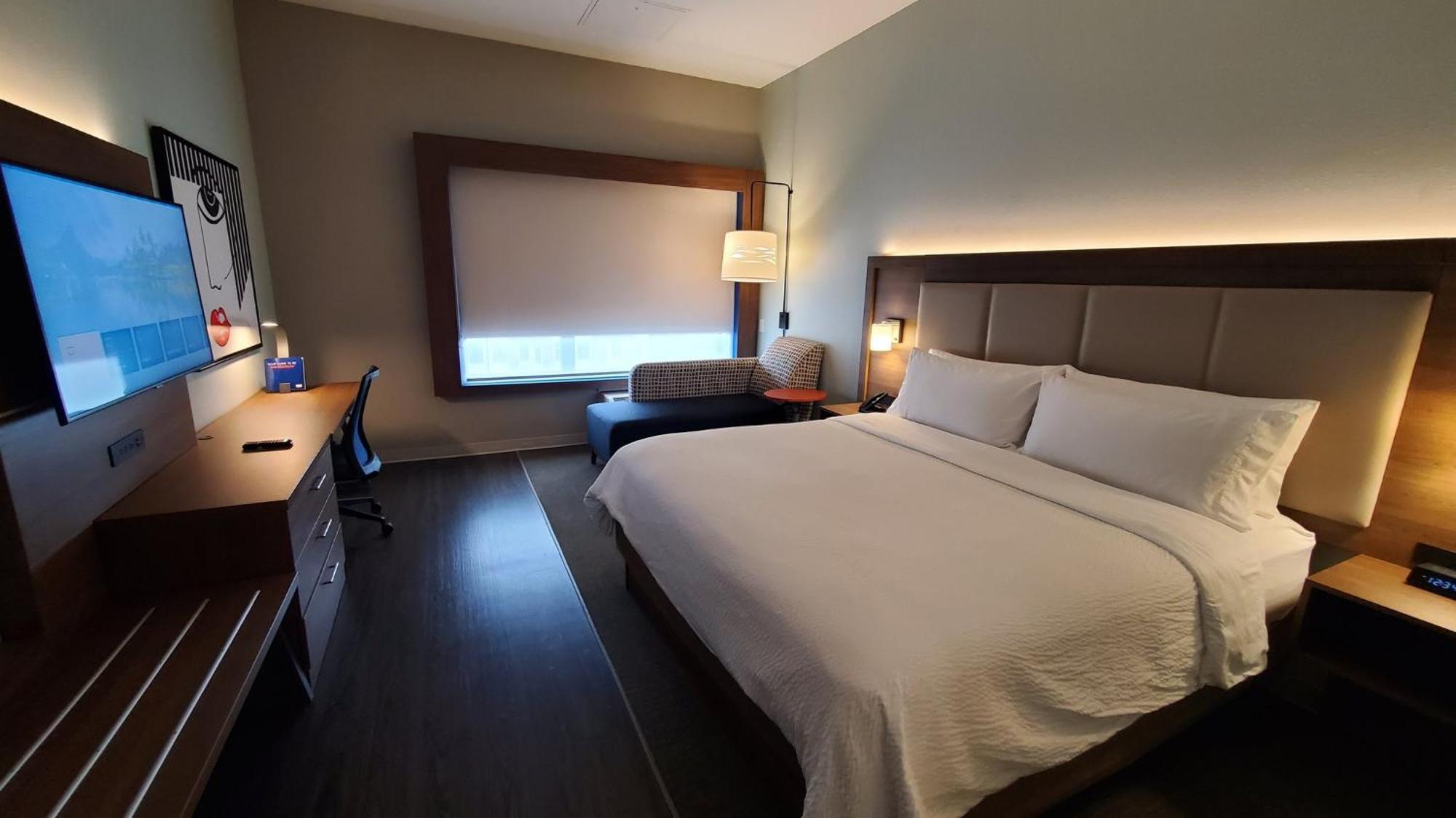 Holiday Inn Express & Suites - Charlotte - South End By Ihg Exteriör bild