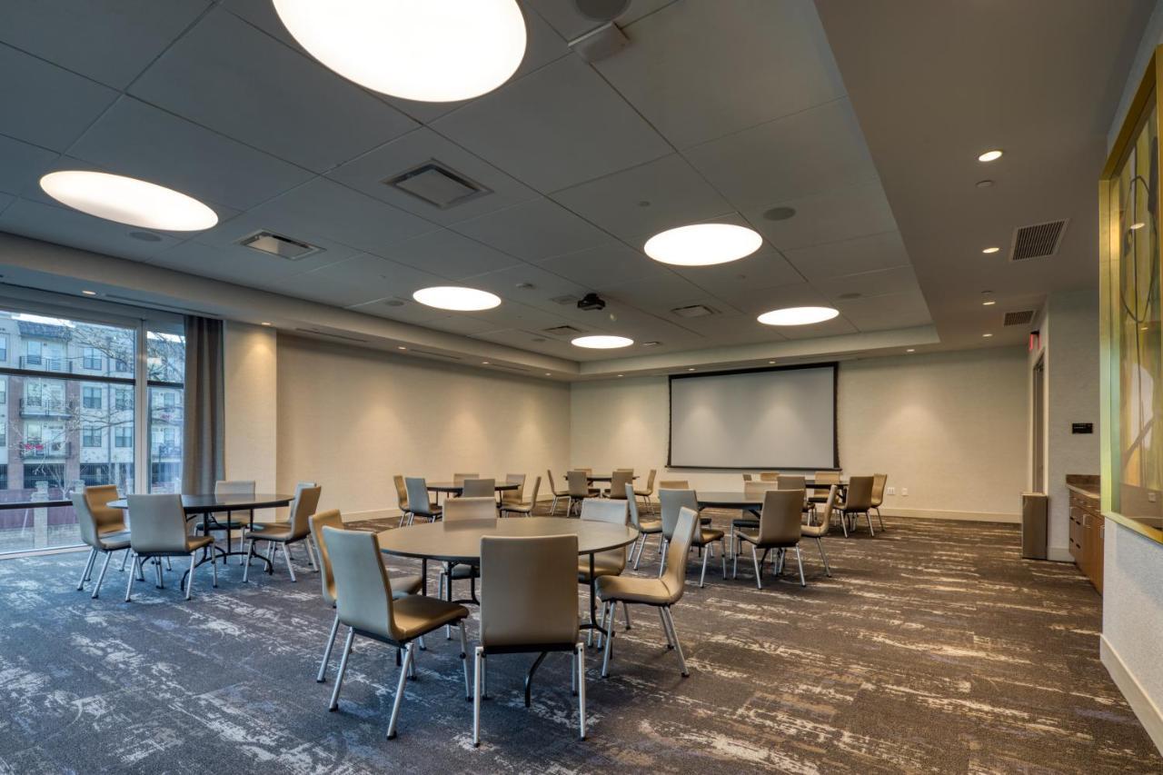 Holiday Inn Express & Suites - Charlotte - South End By Ihg Exteriör bild