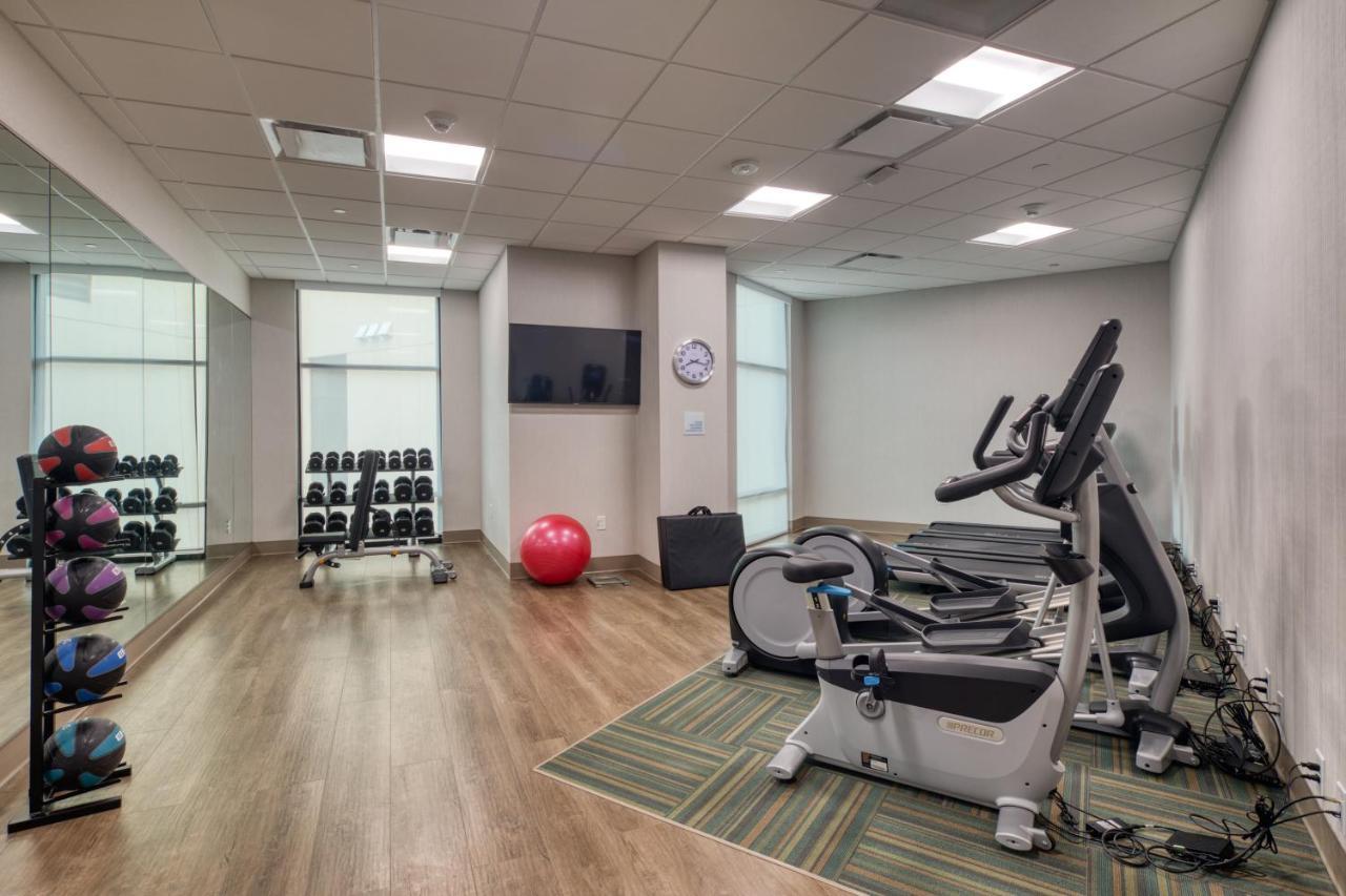 Holiday Inn Express & Suites - Charlotte - South End By Ihg Exteriör bild